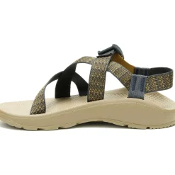 Z/ Adjustable Sandals|Sandals|Chaco Men's Z/Cloud Adjustable Strap Cushioned Sandal Bit Mountain
